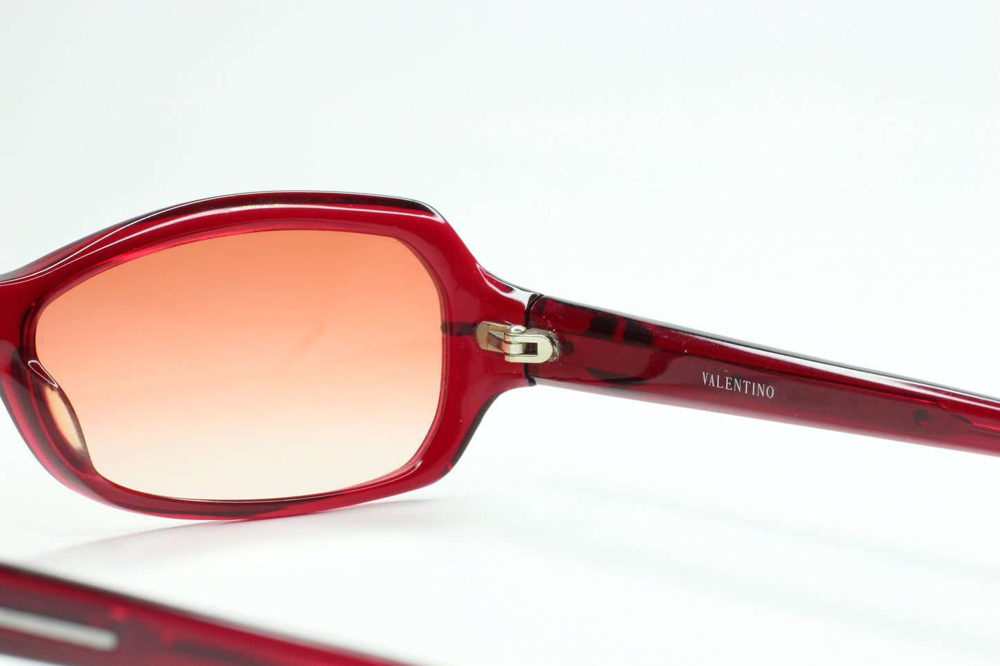 Valentino VA5386S BP5 Red Burgundy Gradient Luxury Italy Sunglasses -Wo Optical Frames ABC Optical sunglasses