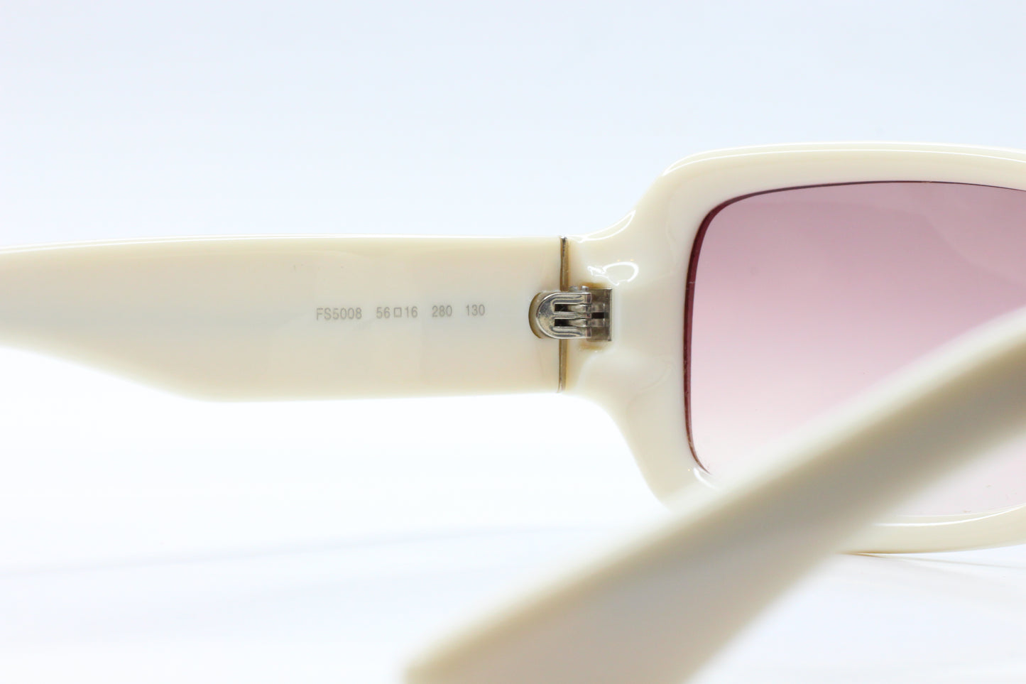 Fendi FS5008 Off White Gradient Acetate Luxury Italy Sunglasses -Wo Optical Frames ABC Optical sunglasses