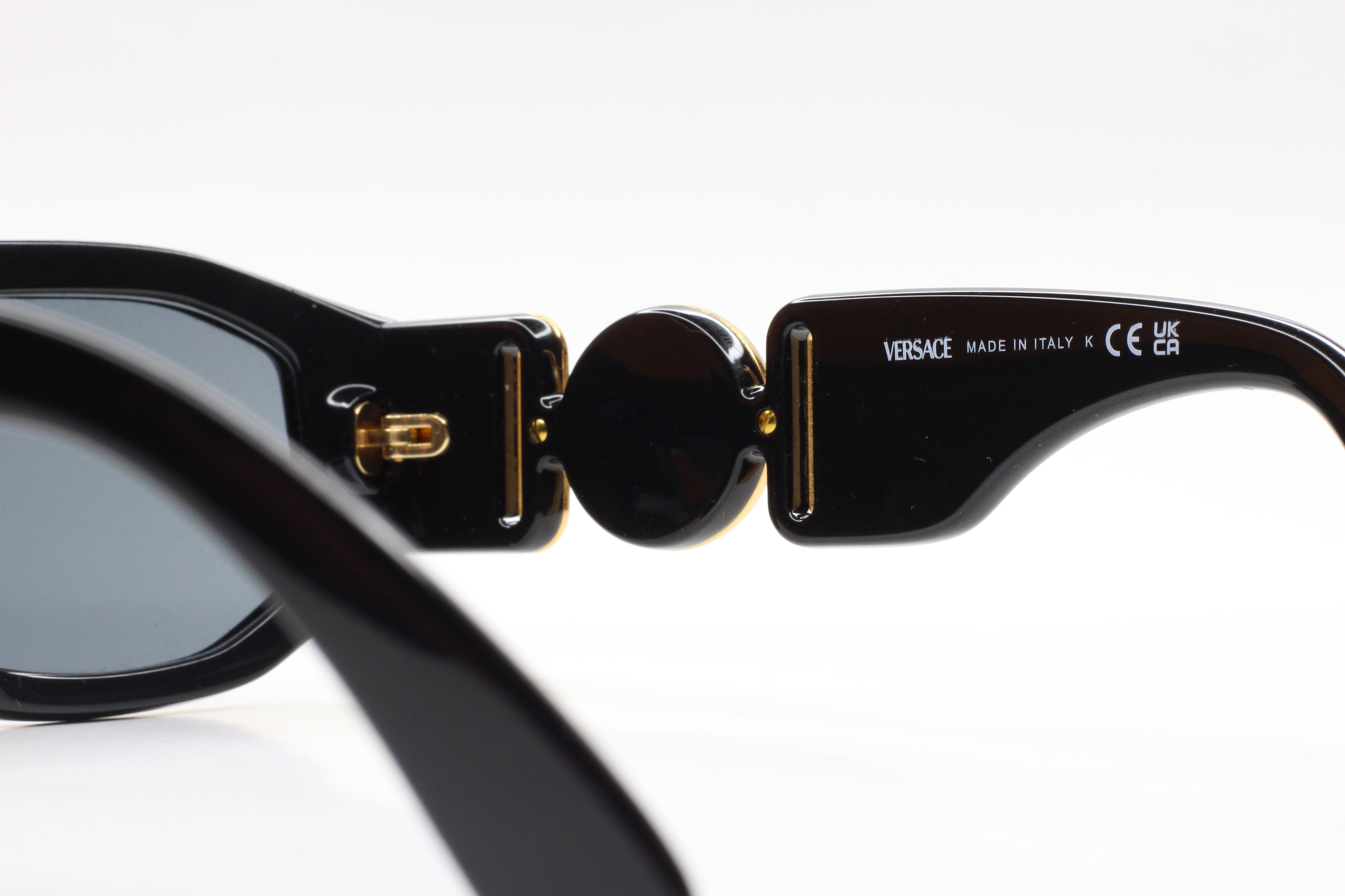小物 VERSACE Sunglasses Black NEW/ VERSACE SUNGLASSES VE4461 GB1/87 BLACK/GRAY 47MM