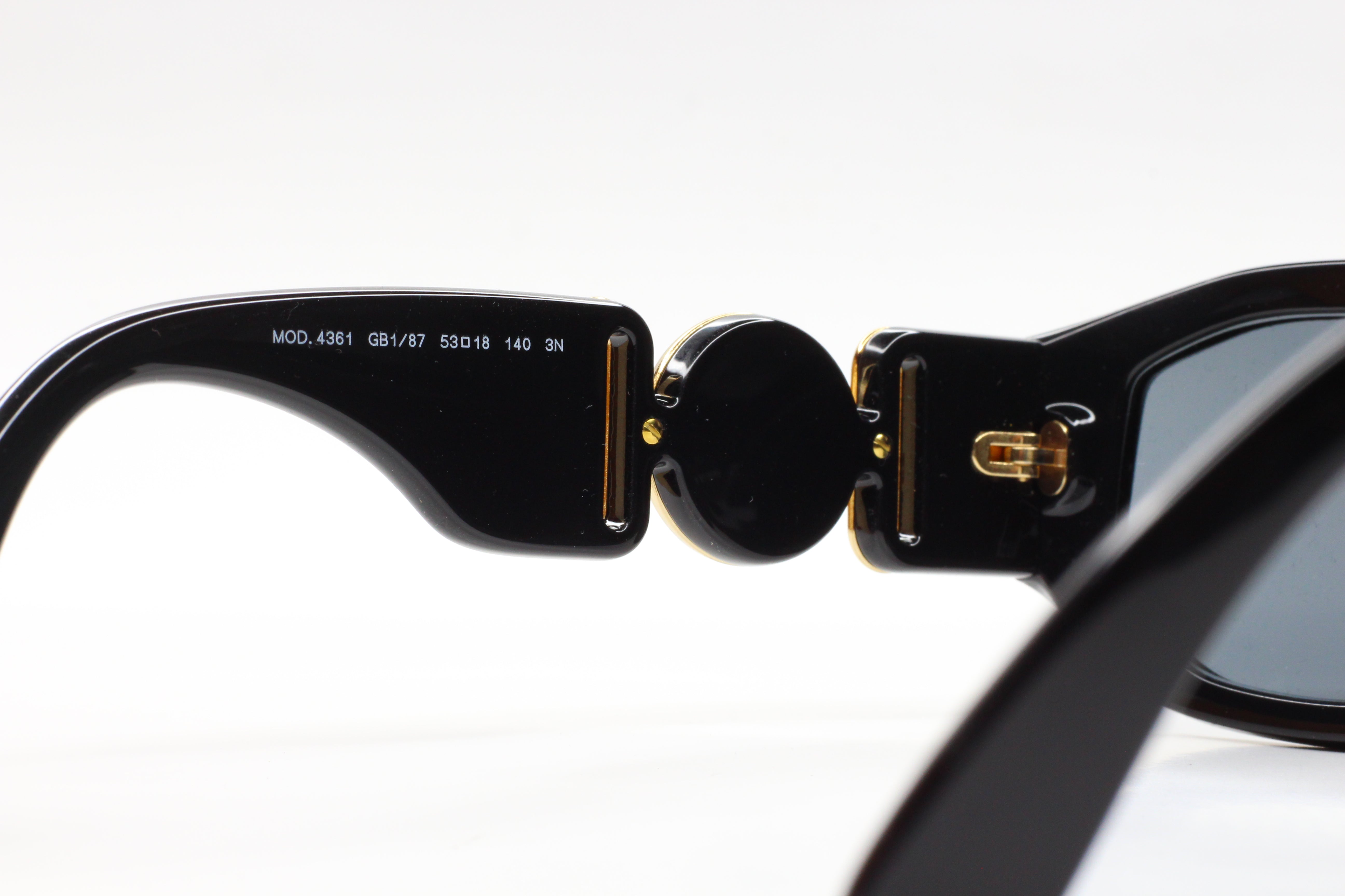 Versace MOD4361 ブラックサングラス Medusa Biggie Sunglasses Black | VERSACE US