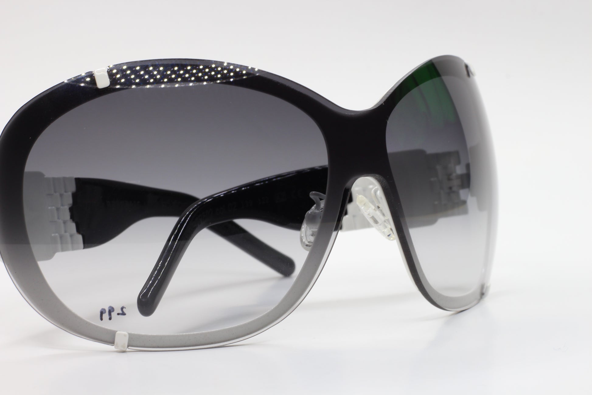 Rock & Republic RR502 02 White Limited Edition Sunglasses