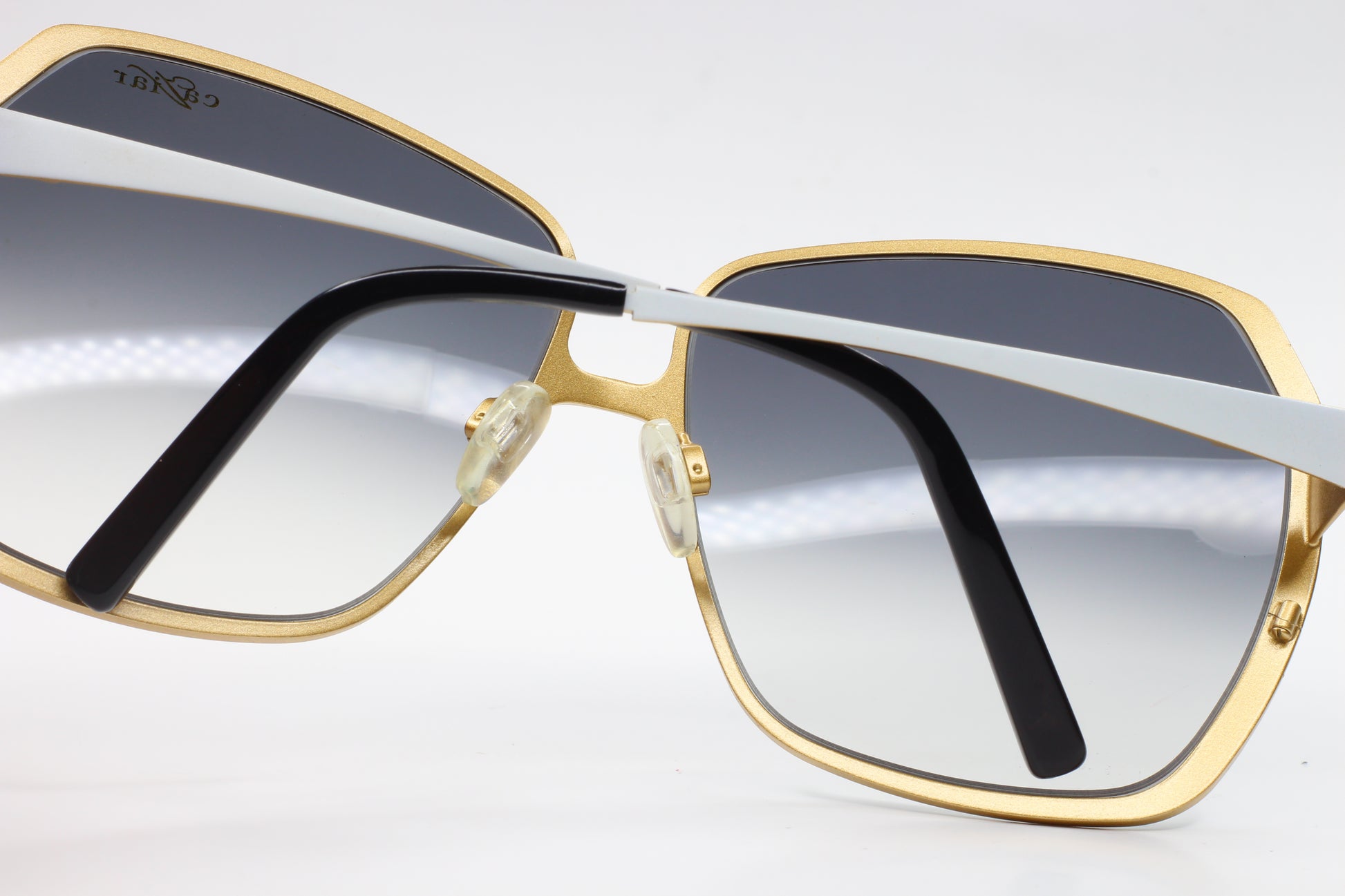 Caviar M5003 C24 White Designer Metal Gold Sparkly Stones Gradient Luxury Sunglasses - ABC Optical