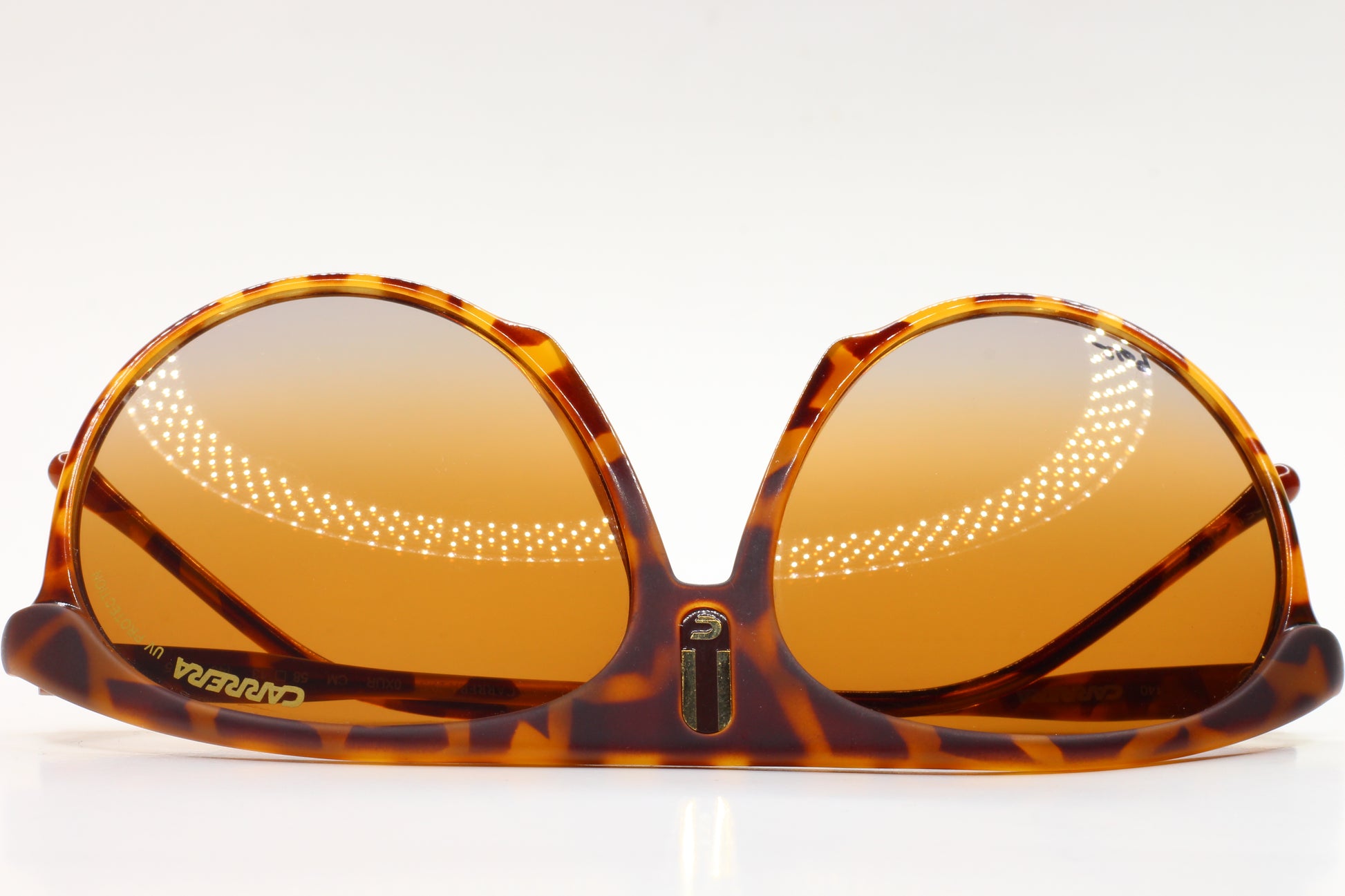 ABC Optical luxury gradient lens sunglasses online with tortoiseshell round frames close-up