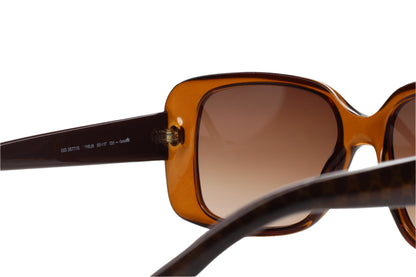 Close-up of Gucci GG3577S sunglasses for women with brown gradient lenses and tortoiseshell frames